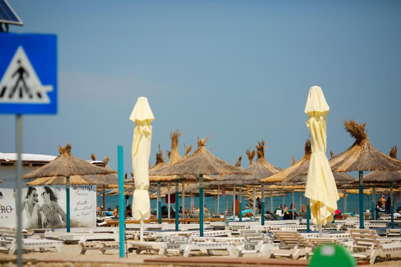 Casa Coral Mamaia Nord Hotel Navodari Luaran gambar